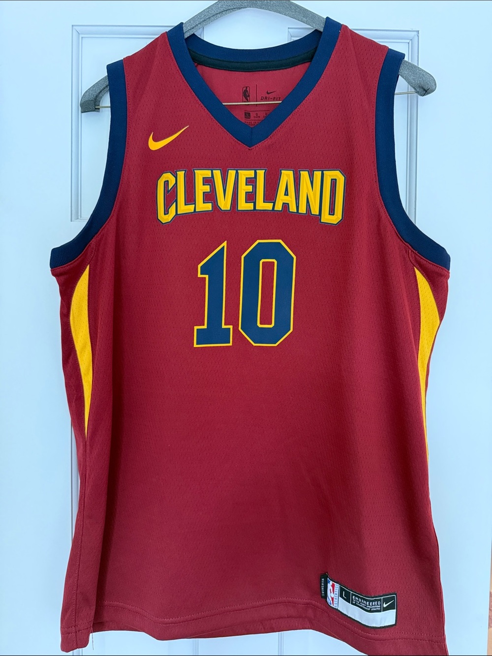 Nike Dri-Fit Cleveland Cavaliers Garland Jersey Youth Large (14/16)